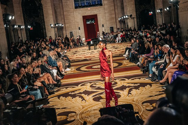 A model on the runway at LaQuan Smith RTW Fall 2024 at Cipriani 25 in New York on February 12, 2024. (Photo by Jeenah Moon for The Washington Post)