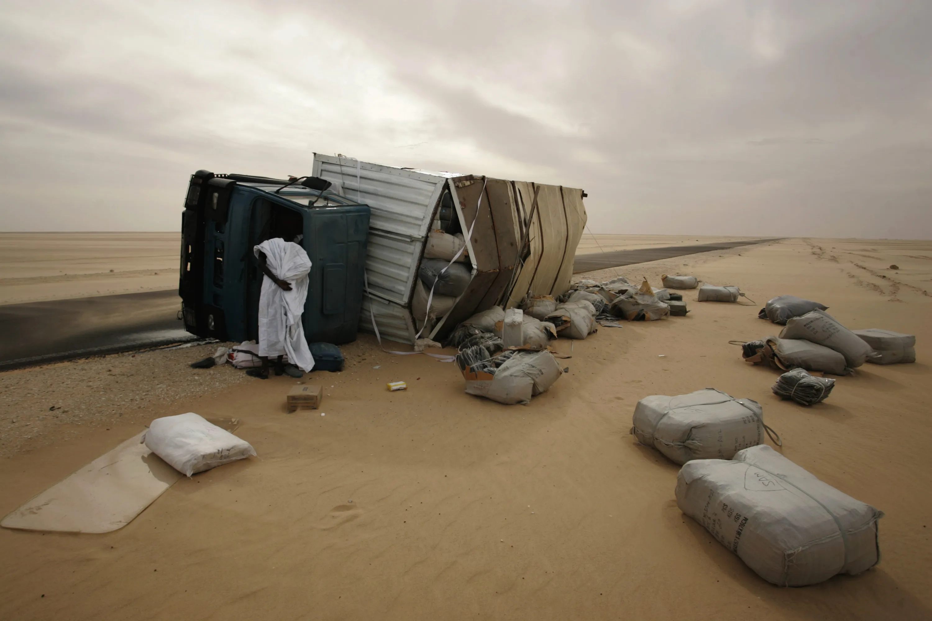 курьер с личным авто. 03. фура с грузом. фуры ижевск. авария камаз по ульяновской дороге.