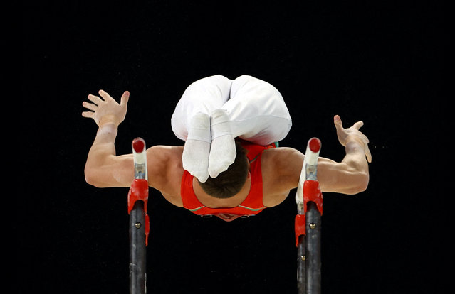 Wales' Jacob Edwards competes in the men's all-around final gymnastics during the Commonwealth Games at the Arena Birmingham in Brimingham, Britain on July 31, 2022. (Photo by Hannah Mckay/Reuters)