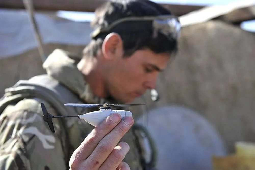 Black Hornet – Hand-Held Helicopter Drones to War Zone