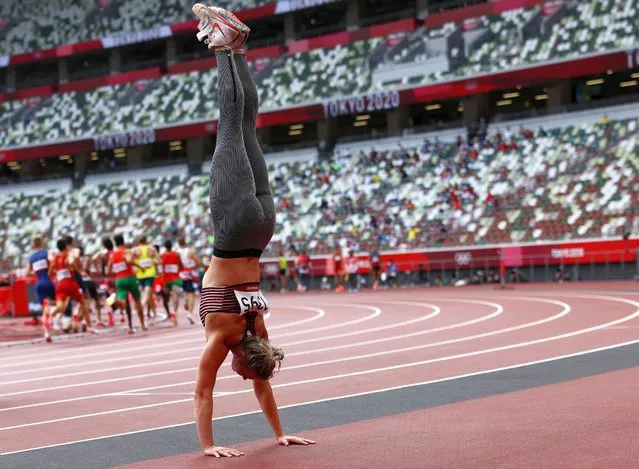 Liz Gleadle of Canada during the warm up before the women's javelin throw qualifications during the Tokyo 2020 Olympic Games at the Olympic Stadium in Tokyo on August 3, 2021. (Photo by Kai Pfaffenbach/Reuters)