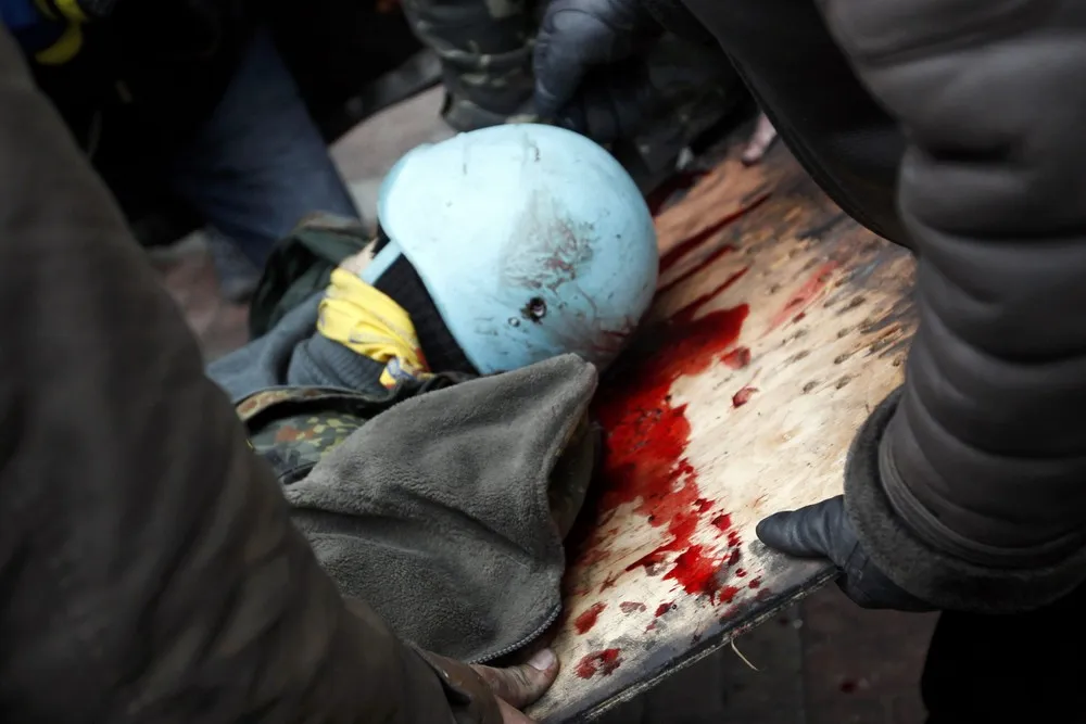 Dozens Shot Dead in Kiev, Part 2/2