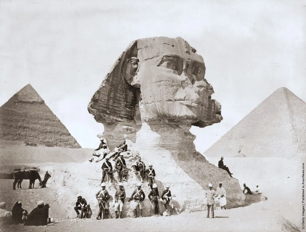 Pyramids of Giza: The Retrospective 1880–1955