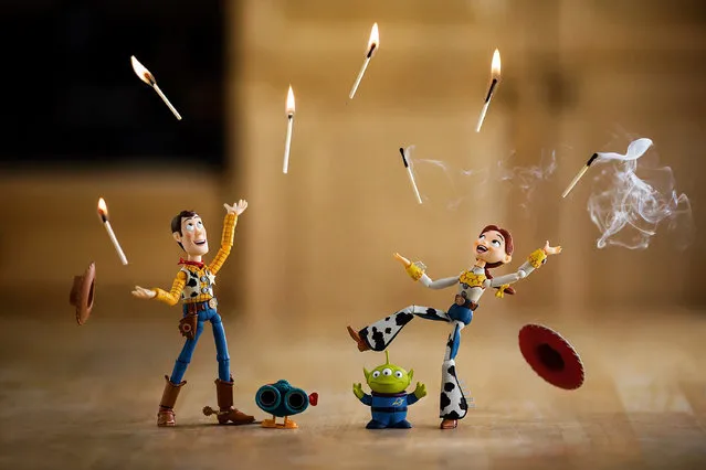 A creative Dad brings family-favourite cartoon characters to life by putting them into hilarious situations. You would be forgiven for thinking that the following images are created using Photoshop – but complete with real fire and coffee splashes, Mitchel Wuís images are all shot in real-time. Using plastic toy characters from family-favourite films such as Toy Story, Star Wars, ET and The Muppets, the California-based photographer puts the plastic characters into surreal situations. (Photo by Mitchel Wu/Barcroft Images)