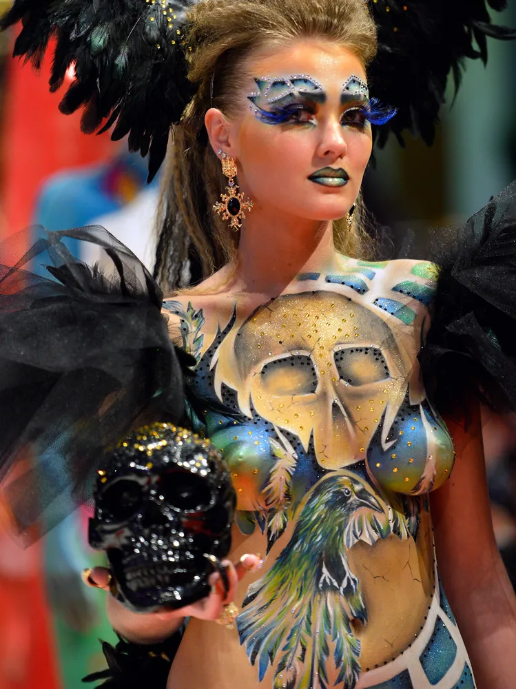 “Body Painting” Contest of the OMC Hairworld World Cup 2014 in Frankfurt am Main