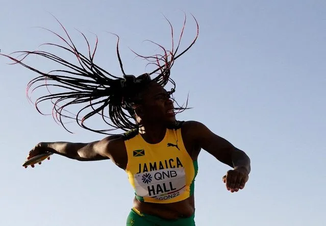 Jamaica's Samantha Hall competes in the women's discus throw qualification during the World Athletics Championships at Hayward Field in Eugene, Oregon on July 18, 2022. (Photo by Pawel Kopczynski/Reuters)