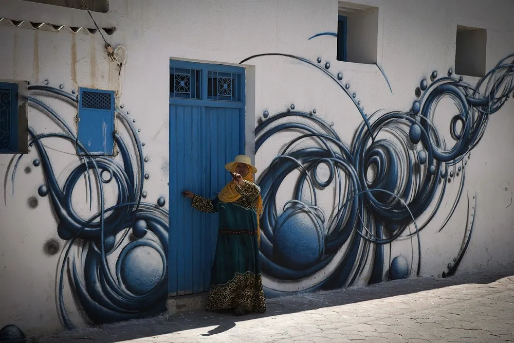 Street Murals Bloom in Tunisia