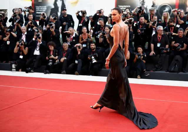 Russian model Irina Shayk arrives on September 4, 2022 for the screening of the film “L'Immensita” (Immensity) presented in the Venezia 79 competition as part of the 79th Venice International Film Festival at Lido di Venezia in Venice, Italy. (Photo by Guglielmo Mangiapane/Reuters)