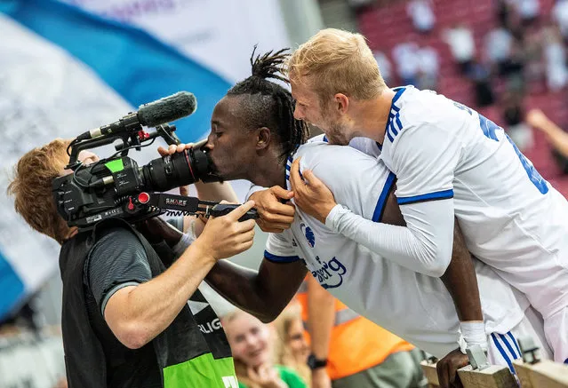 Dame N' Doye of FC Copenhagen, gives the camera a kiss as he celebrates bringing the score to 2-1 against CSKA Sofia, during their Europa League soccer match in Telia Park Copenhagen, Thursday, August 16, 2018. (Photo by Anders Kjaerbye/Ritzau Scanpix via Reuters)