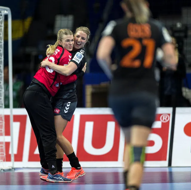 Women's Handball, Sweden vs Netherlands, 2016 Women's European Championship, Group 1, Gothenburg, Sweden on December 10, 2016. Cornelia Grott of the Netherlands hugs goalie Tess Wester. (Photo by Thomas Johansson/Reuters/TT News Agency)