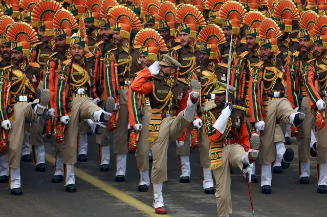 Indian soldiers march during a full dress rehearsal for the Republic Day parade in New Delhi, India, January 23, 2018. (Photo by Cathal McNaughton/Reuters)