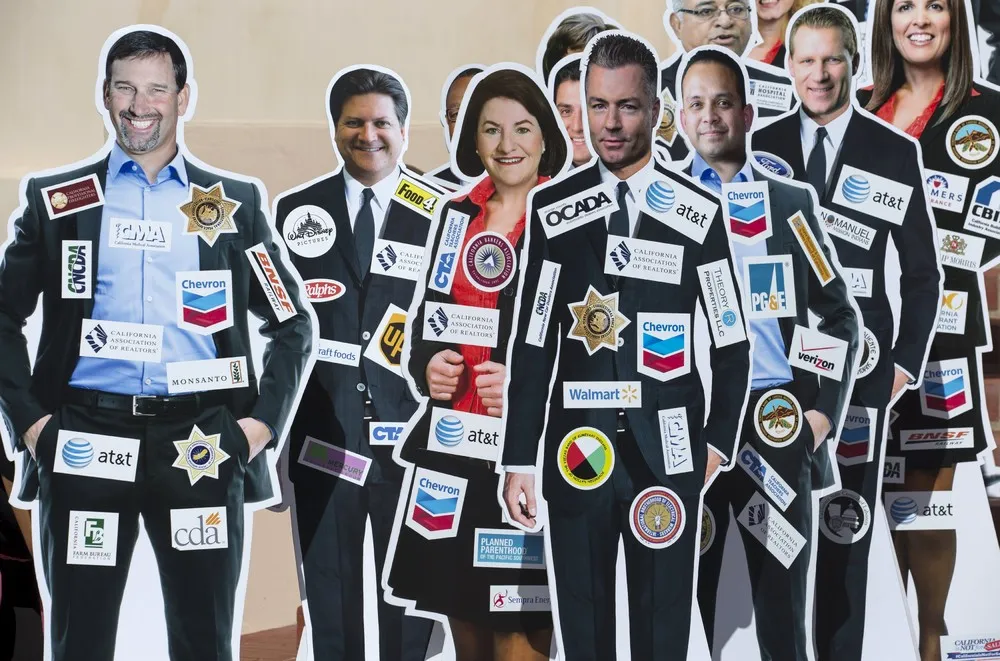 The Day in Photos – November 6, 2015