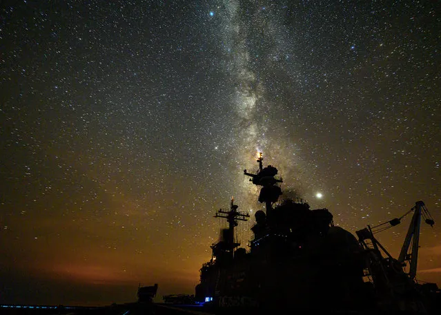 The USS Boxer (LHD-4), a Wasp-class amphibious assault ship in the Gulf on August 2, 2019. (Photo by Reuters/Stringer)