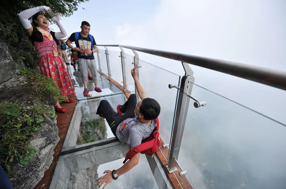 China's Glass Walkway Opens in Tianmen Mountain