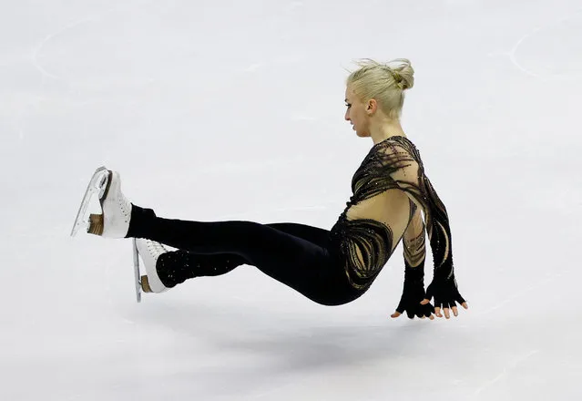 Amber Glenn of the US falls during an event at the ISU Grand Prix of Figure Skating at Makomanai Sekisui Heim Ice Arena in Sapporo, Japan on November 18, 2022. (Photo by Kim Kyung-Hoon/Reuters)