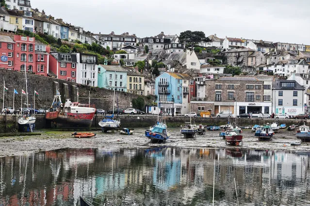 Runner-up. “We recently visited Brixham harbour and I was captivated by the colourful houses surrounding it, and their reflection in the water. They were such a bright contrast to the dreary day”. MICK RYAN, JUDGE: “A harbour village on a dull day. Who needs the sun with these understated but wonderful pastel tones? No overuse of the saturation ‘wow’ slider for this photographer. Complex scenes such as these are hard to frame and compose but this is expertly and thoughtfully done, with clean edges and distinct foreground, middle ground and background”. (Photo by Brenda Melaniphy/The Guardian)