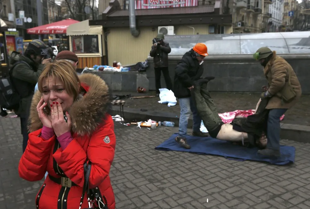 Dozens Shot Dead in Kiev, Part 2/2