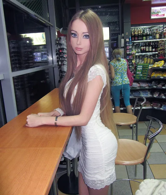 Human Barbie Doll Valeria Lukyanova aka Naamah (Нахема) From The Ukraine