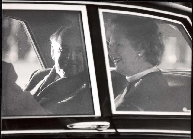 President of the Soviet Union Mikhail Gorbachev and the British prime minister Margaret Thatcher in the back of a car at RAF Brize Norton on December 7, 1987. (Photo by Steve Back/Daily Mail/Rex Features/Shutterstock)