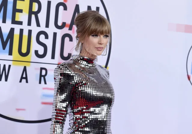 Taylor Swift arrives at the American Music Awards on Tuesday, October 9, 2018, at the Microsoft Theater in Los Angeles. (Photo by Jordan Strauss/Invision/AP Photo)