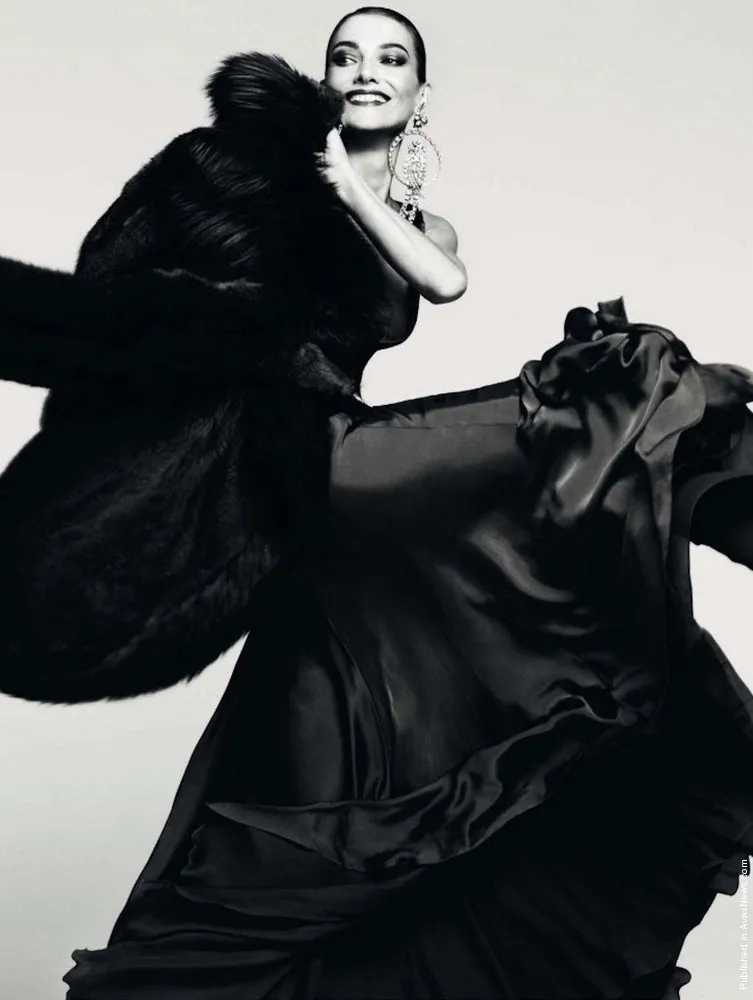 Harper's Bazaar Spain Calendar 2012