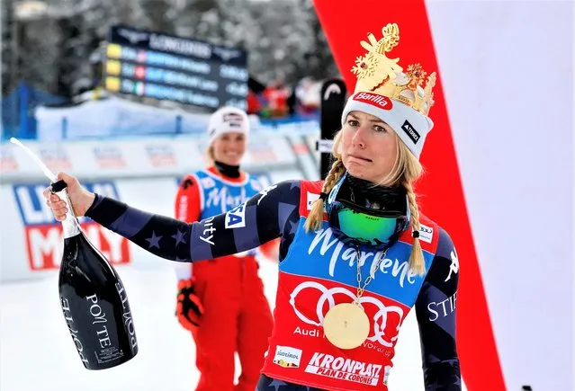 USA's Mikaela Shiffrin celebrates on the podium after winning the Women's Giant Slalom as part of the FIS Alpine World Ski Championships in Kronplatz (Plan de Corones), Dolomites Mountains, on January 25, 2023. (Photo by Lisa Leutner/Reuters)
