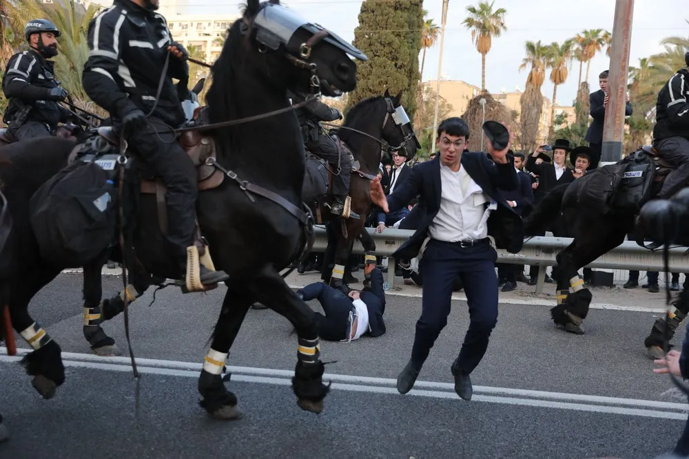 The Day in Photos – March 10, 2022