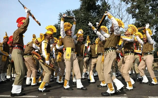 Members of Central Industrial Security Force (CISF) dance before taking part in a full dress rehearsal for the Republic Day parade in Kolkata, India, January 24, 2020. (Photo by Rupak De Chowdhuri/Reuters)