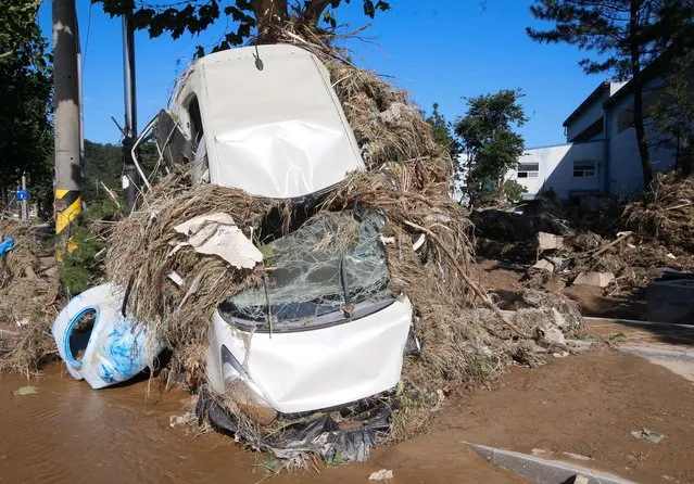 A car damaged by Typhoon Hinnamnor in Pohang, South Korea, 07 September 2022. (Photo by Kim Hee-Chul/EPA/EFE)
