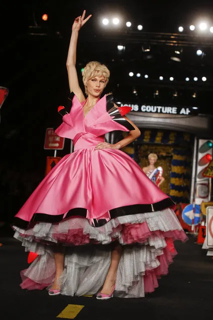 A model wears a creation for Moschino women's spring-summer 2016 collection, part of the Milan Fashion Week, unveiled in Milan, Italy, Thursday, September 24, 2015. (Photo by Luca Bruno/AP Photo)