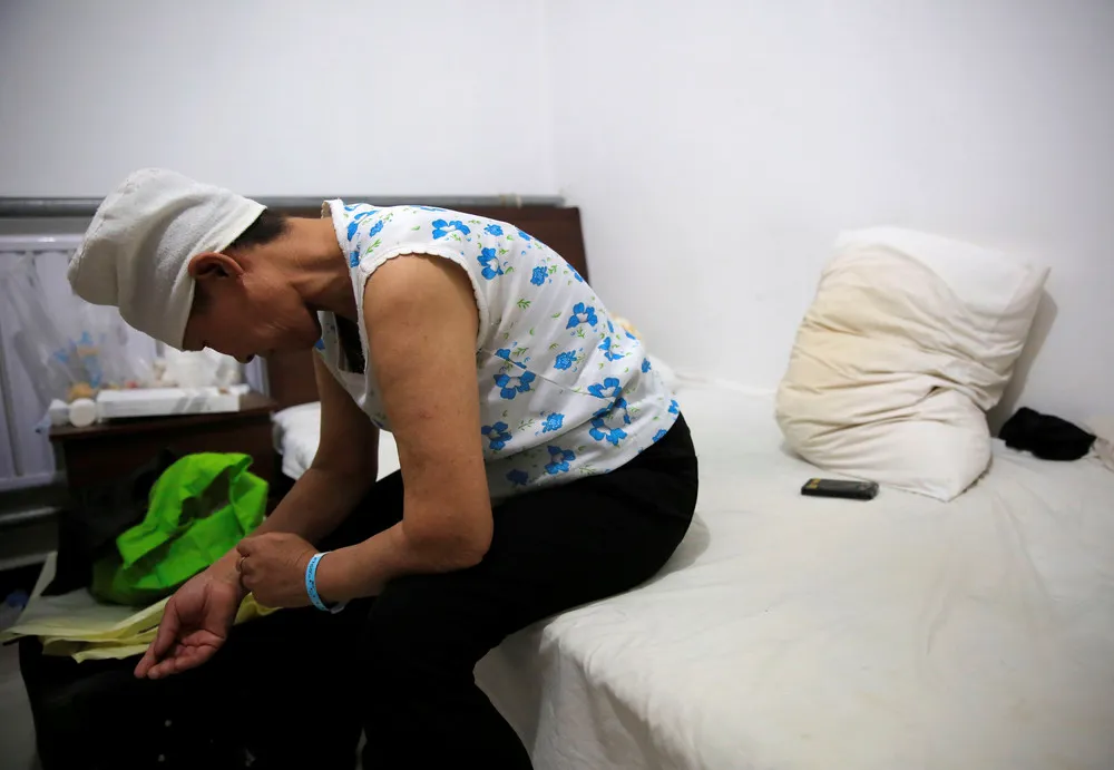 China's Cancer Patients Far from Home