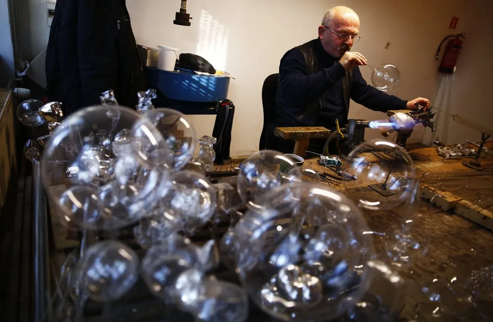 Manufacture of Hand-Blown Christmas Ornaments in Poland