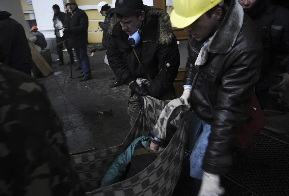 Dozens Shot Dead in Kiev, Part 2/2