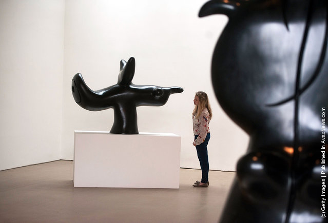 Sophie Peel admires Oiseau Solaire (Solar Bird) by Joan Miro in the Yorkshire Sculpture park gallery