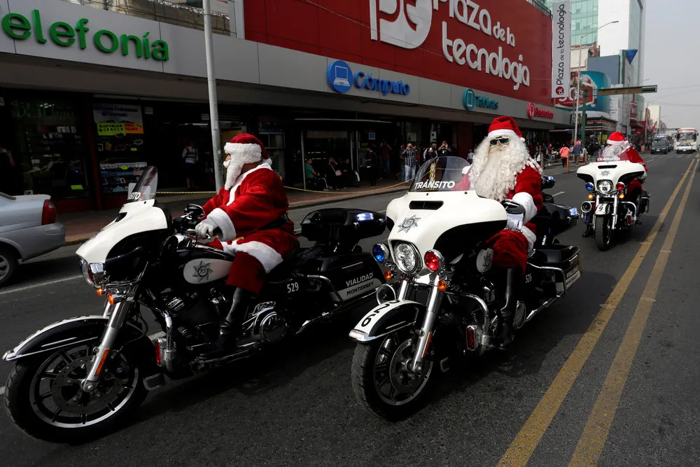 Santa is Coming, Part 1/2