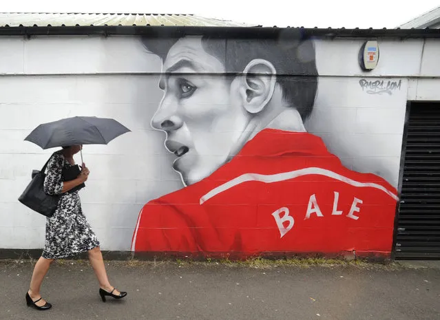 A mural with an image of Wales' Gareth Bale on the side of the Hearing & Mobility shop in Whitchurch, the suburb that Bale went to school in Cardiff,  Wales, July 7, 2016. (Photo by Rebecca Naden/Reuters/Livepic)