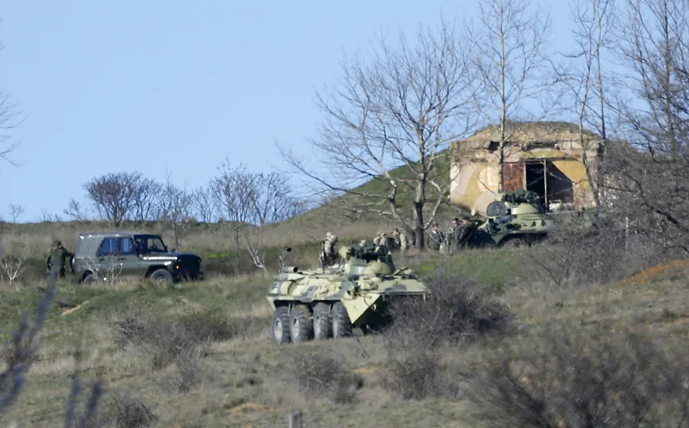 Crimea Crisis: Russian Troops Taken Over Ukrainian Airbase Belbek in Sevastopol