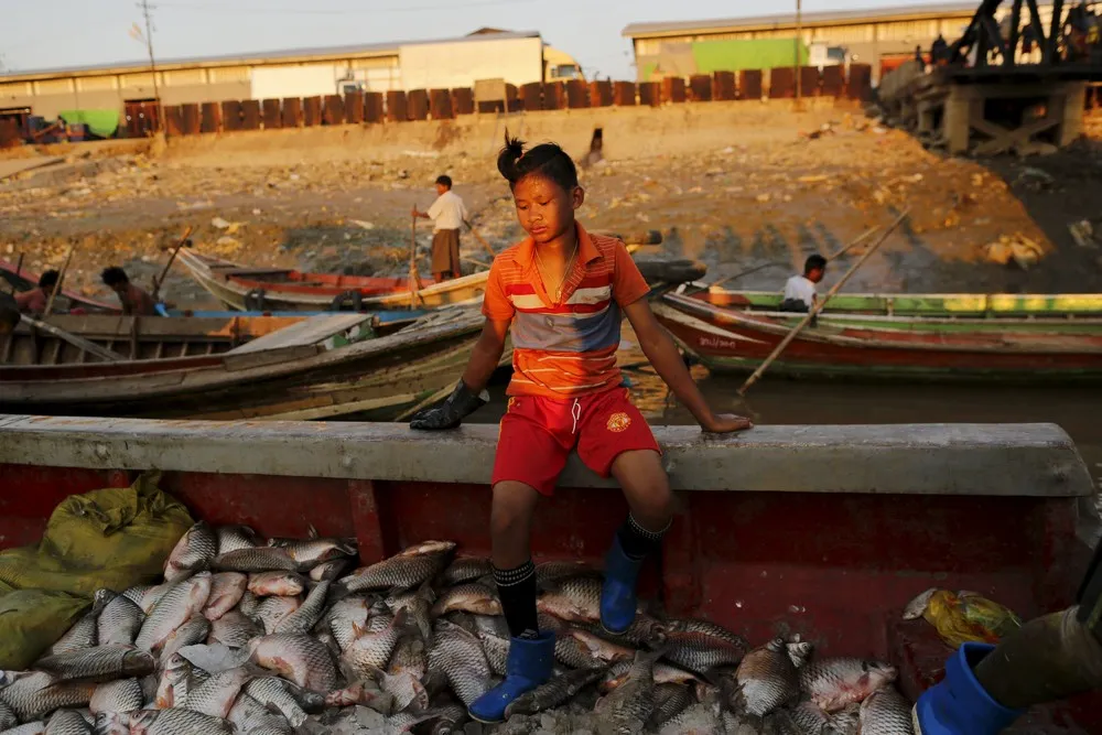 Children Toil in Myanmar