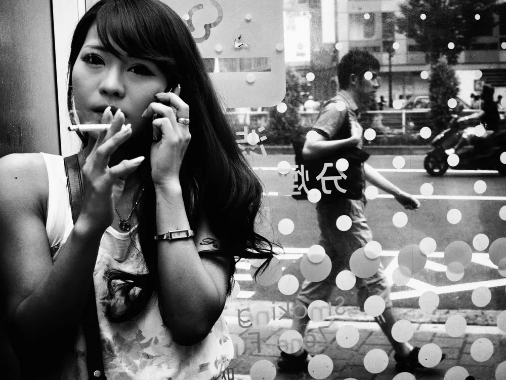 Daily Life in Tokyo by Photographer Tatsuo Suzuki