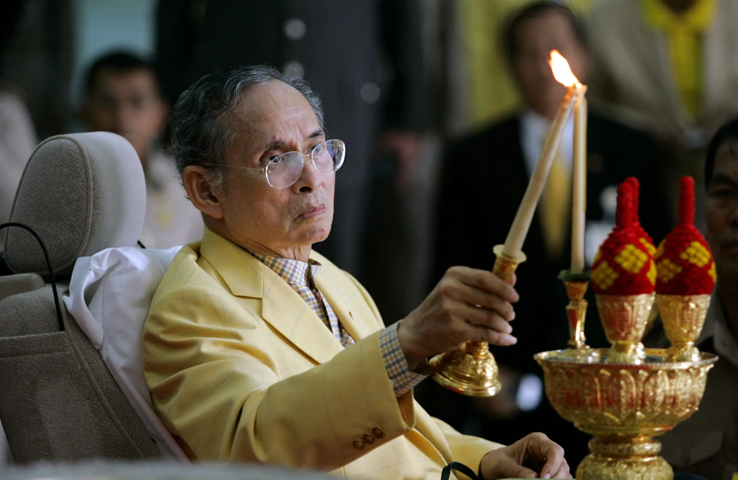 Рама 9. Bhumibol Adulyadej. King Bhumibol Adulyadej. Король Таиланда Пумипон Адульядет находит. Король Таиланда рама 9 с фотоаппаратом.