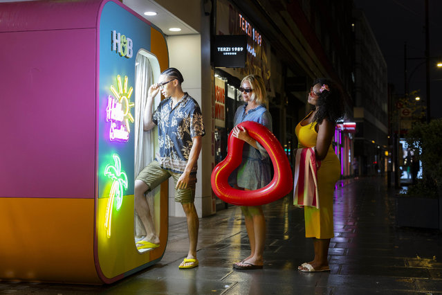 Dr Alex George partners with Holland & Barrett to launch a pop-up “Sunshine Booth” at their Marble Arch store in London on Tuesday, October 28, 2025, crafted with the lighting featured in SAD (seasonal affective disorder) lamps – a condition which affects around 2 million people in the UK each year. (Photo by David Parry/PA Media Assignments)