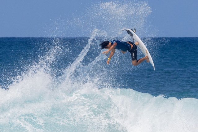 Hawaii's Barron Mamiya competes to win the men's event of 2025 Lexus Pipe Pro at Pipeline on the north shore of Oahu on February 8, 2025. Mamiya won the event for the second year in a row. (Photo by Brian Bielmann/AFP Photo)