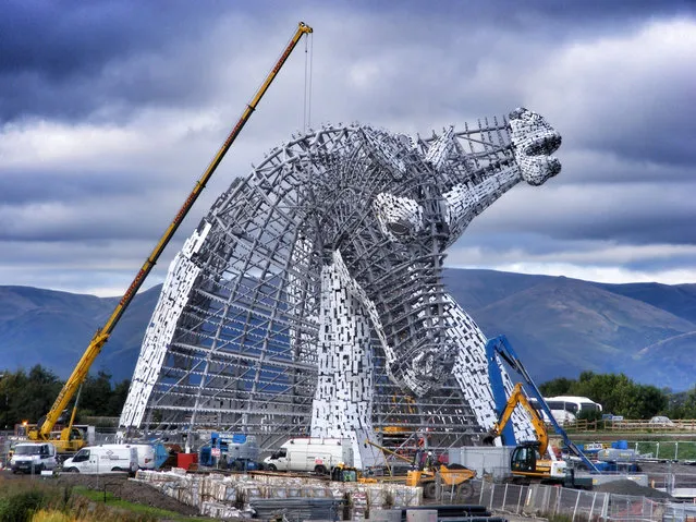 The Kelpies: Mythological Horses Power Again through Scotland