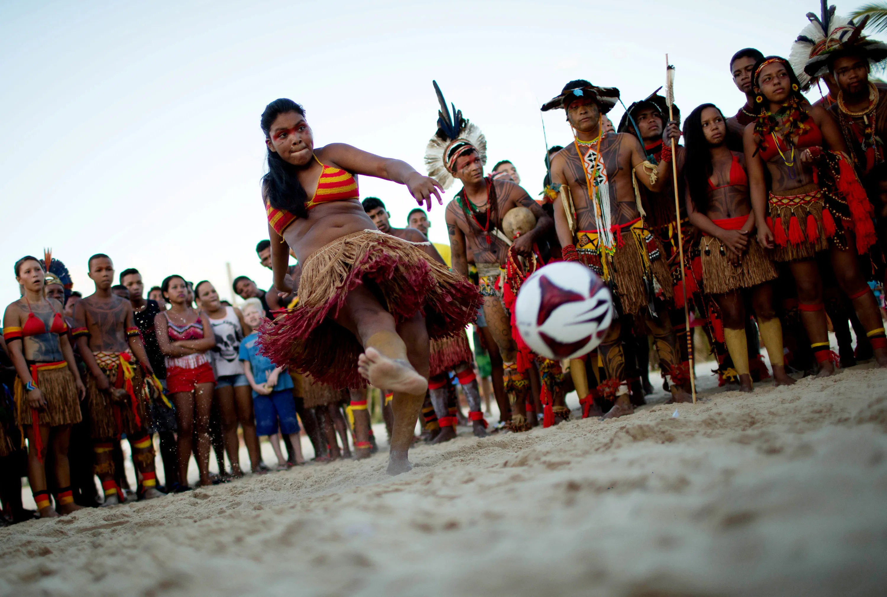 Язык племени тумба юмба. Индейцы Бразилии. Коренные бразильцы. Аборигены Бразилии. Жители Бразилии.