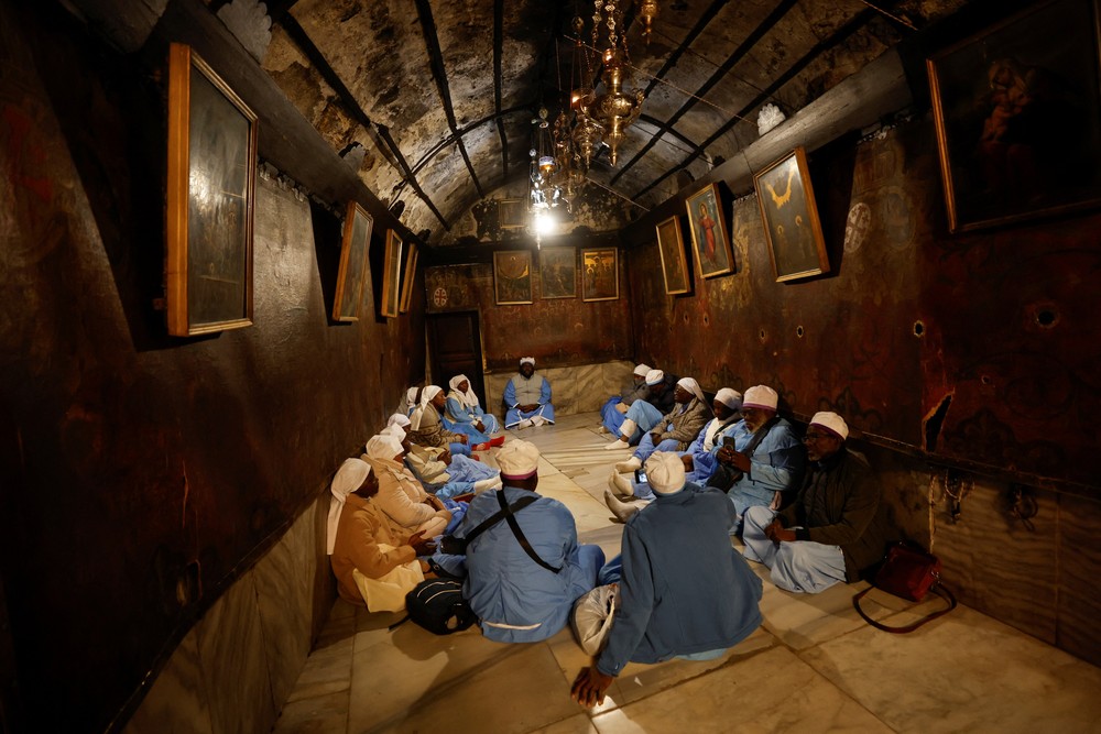 Pictures of the Year 2024, Part 236/2406