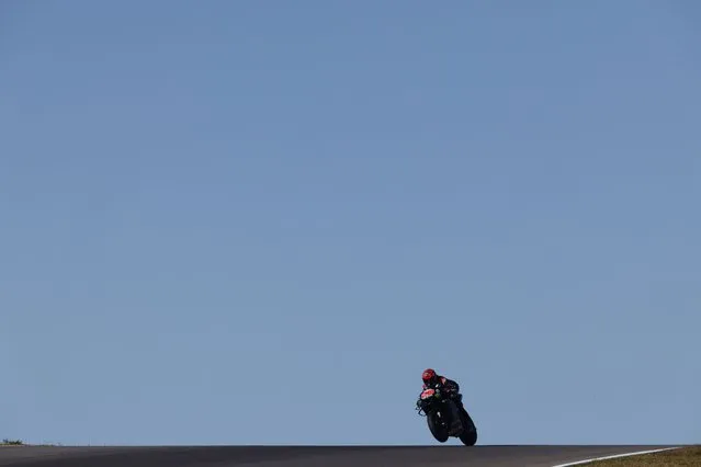 Monster Energy Yamaha MotoGP’s Fabio Quartararo practise for the Algarve Grand Prix on the Algarve International Circuit in Portimao, Portugal on November 6, 2021. (Photo by Marcelo Del Pozo/Reuters)