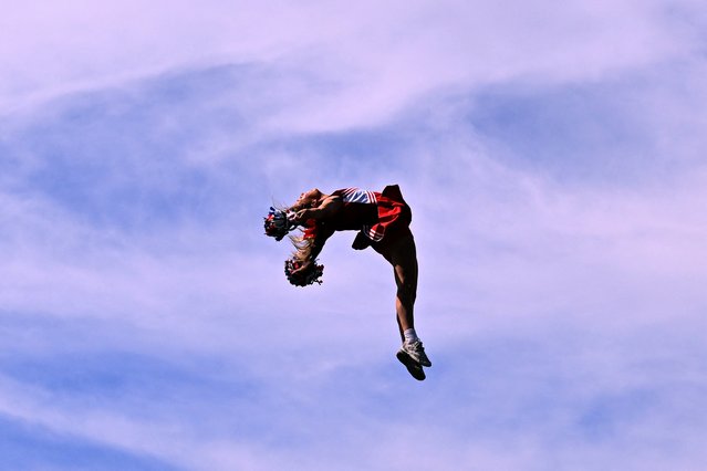 A cheerleader entertains the crowds during the annual Moomba Festival in Melbourne on March 9, 2025. (Photo by William West/AFP Photo)