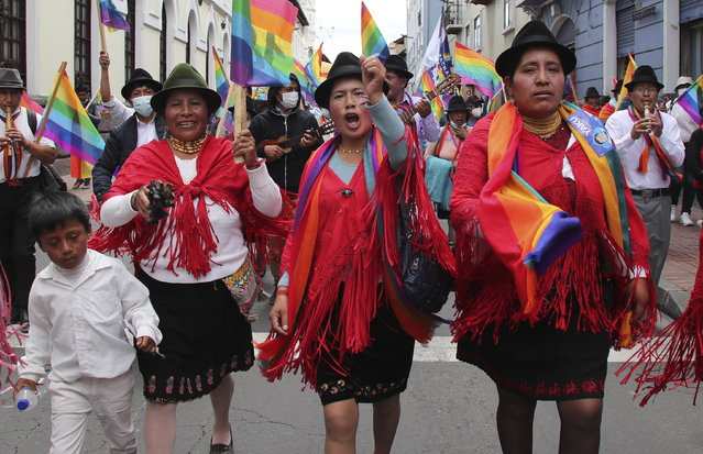 Supporters of presidential candidate Yaku Perez, representing the Indigenous party Pachakutik, take part in a campaign rally in Quito, Ecuador, Wednesday, February 3, 2021. Voters in Ecuador are heading to the polls to pick a new president amid a deepening economic crisis exacerbated by the coronavirus pandemic. More than a dozen candidates have entered the race election scheduled for Sunday, Feb. 7. (Photo by Dolores Ochoa/AP Photo)