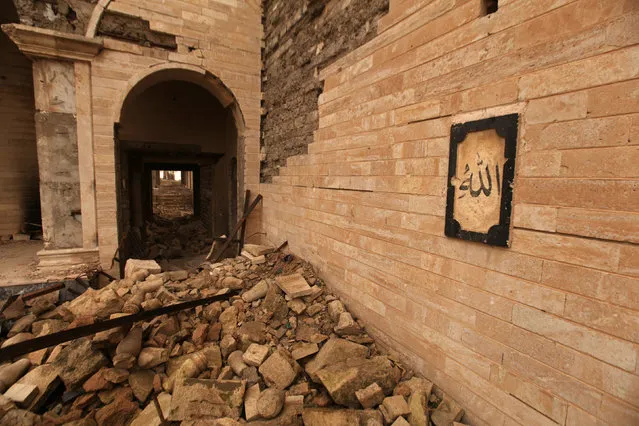 The remains of the Tomb of Prophet Yunus, destroyed by Islamic State militants, in Mosul, Iraq, January 28, 2017. (Photo by Azad Lashkari/Reuters)