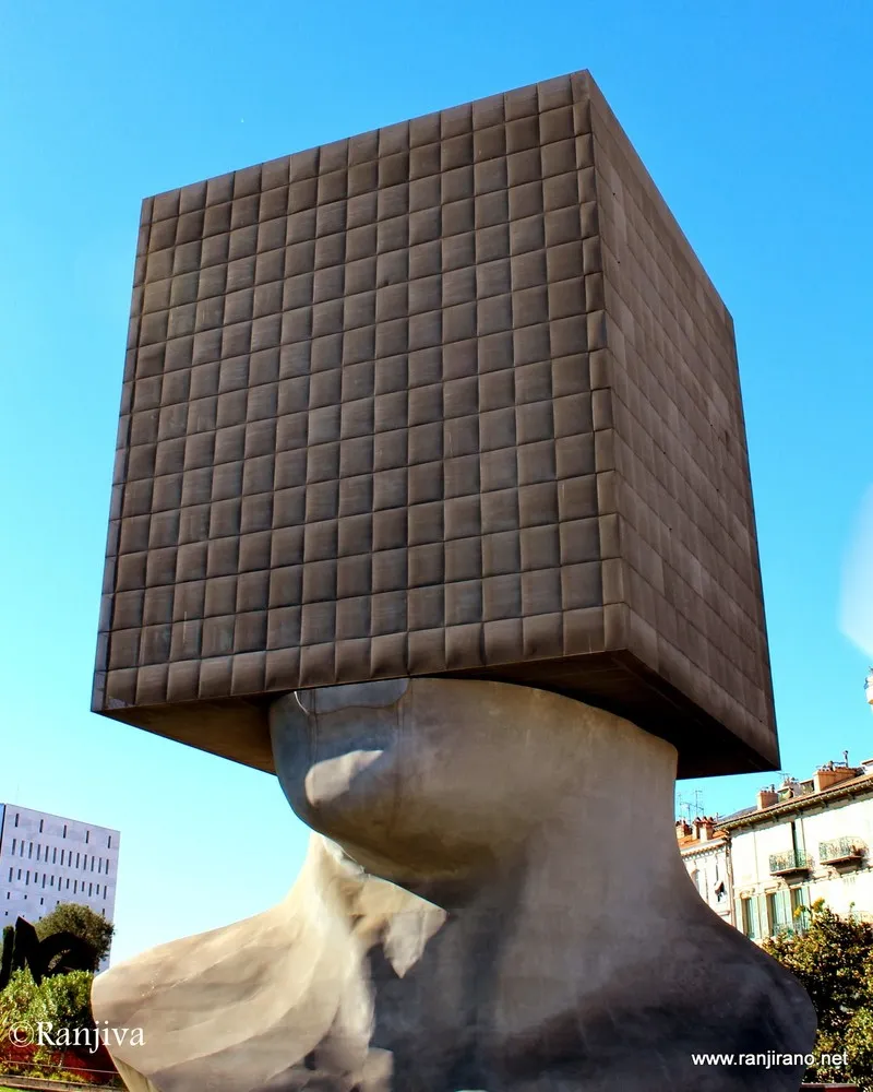 Library By Sacha Sosno In France